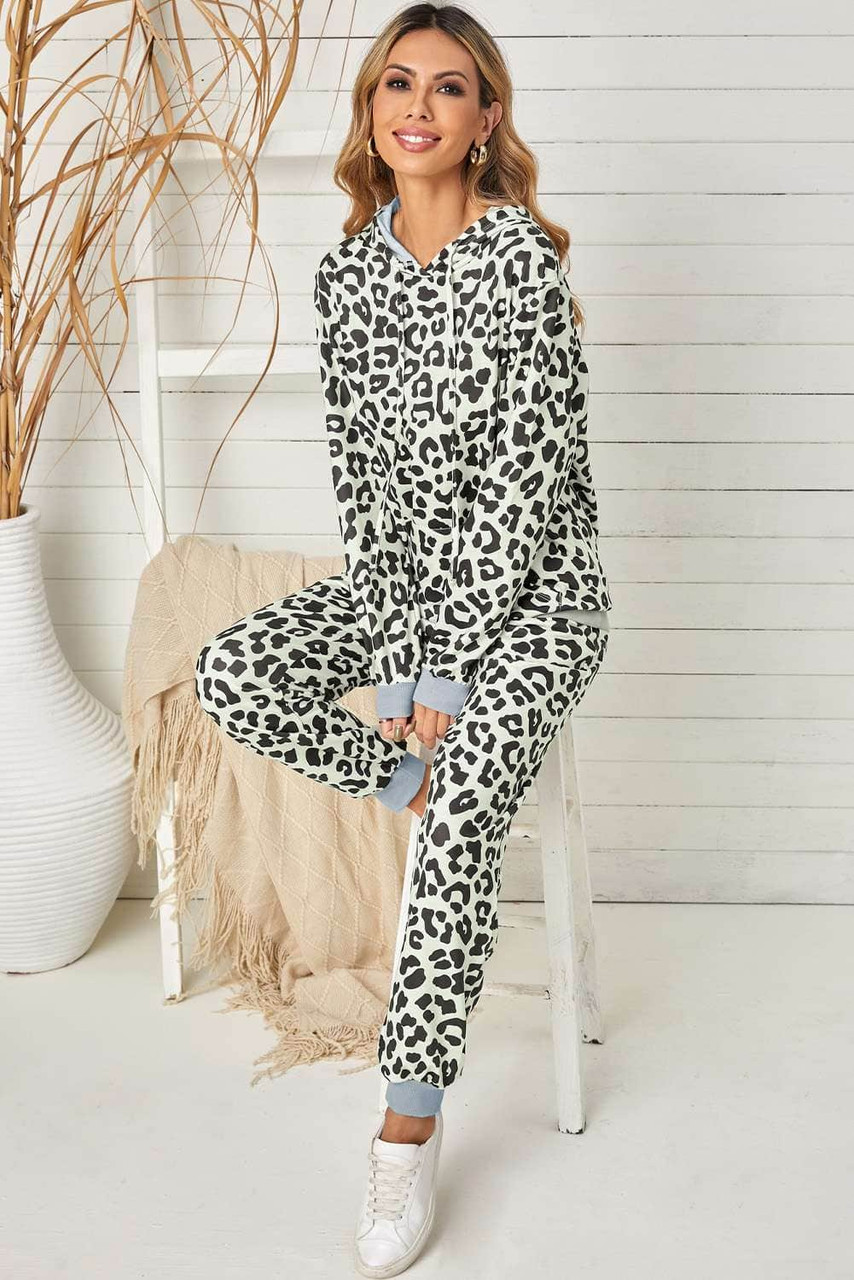 Leopard Print Hooded Top and Slim-fit Pants Loungewear Leopard Print Hooded Top and Slim-fit Pants Loungewear