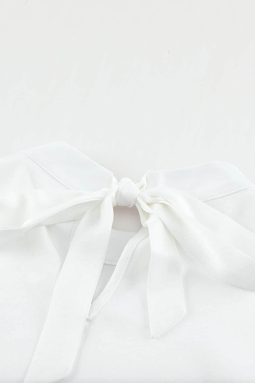 White Lace Splicing Tie Knot Mock Neck T-shirt White Lace Splicing Tie Knot Mock Neck T-shirt