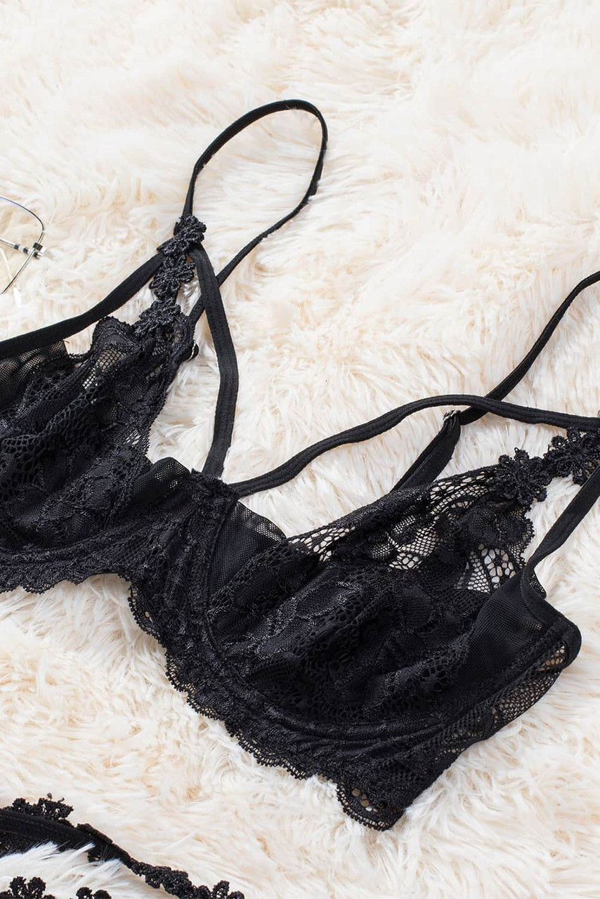 Black Tie Side Hollow-out Lace Lingerie Set