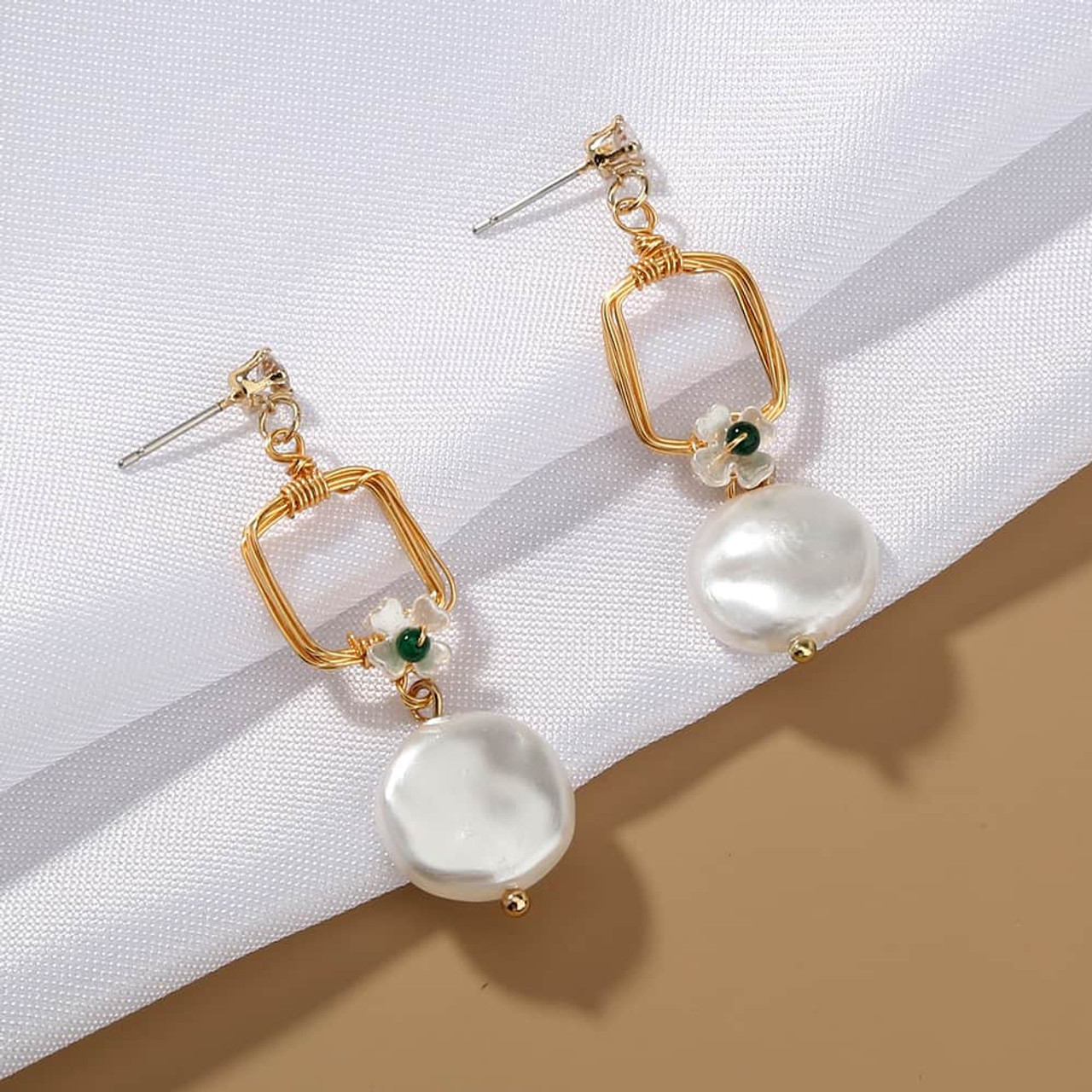 Fashion Women's Pearl Earrings Pendant Necklace Fashion Women's Pearl Earrings Pendant Necklace