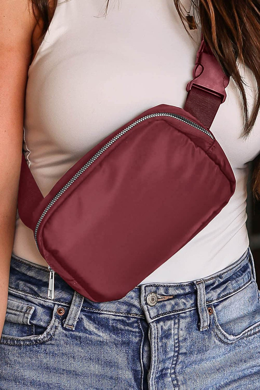 Red Waterproof Zipped Crossbody Chest Bag 20*5*14cm Red Waterproof Zipped Crossbody Chest Bag 20*5*14cm