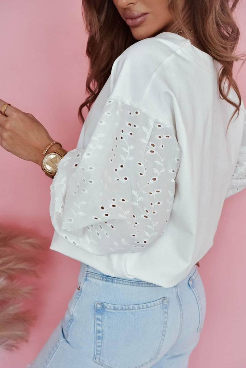 White V-neck Embroidered Patchwork Puff Sleeve Blouse