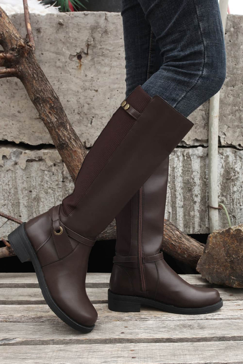 Brown Buckle Decor Leather Zipper Round Toe Boots