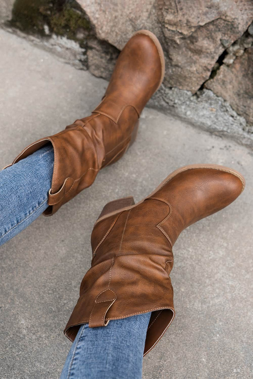 Chestnut Pleated Leather Block Heel Western Boots