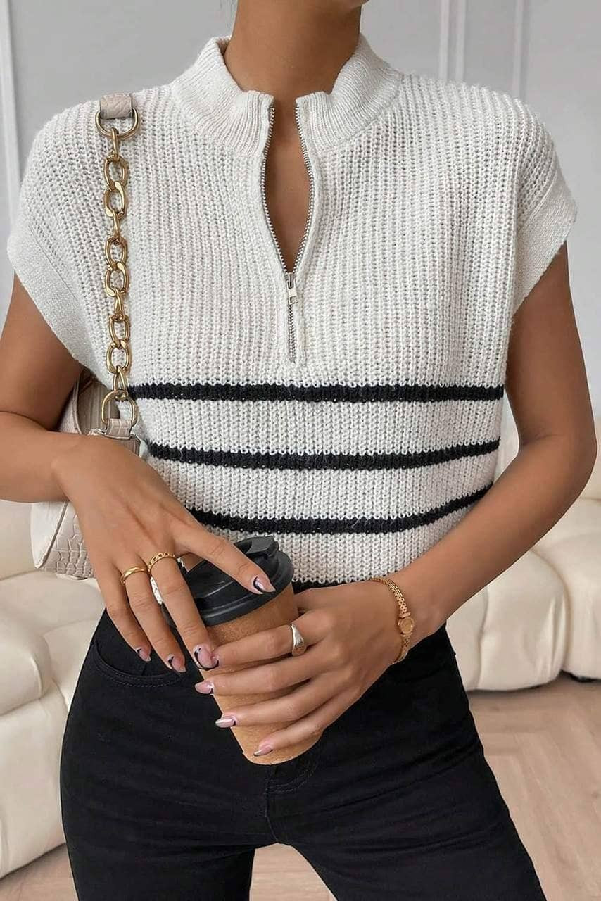 White Stripe Half Zip Split Stand Neck Sweater T-shirt White Stripe Half Zip Split Stand Neck Sweater T-shirt