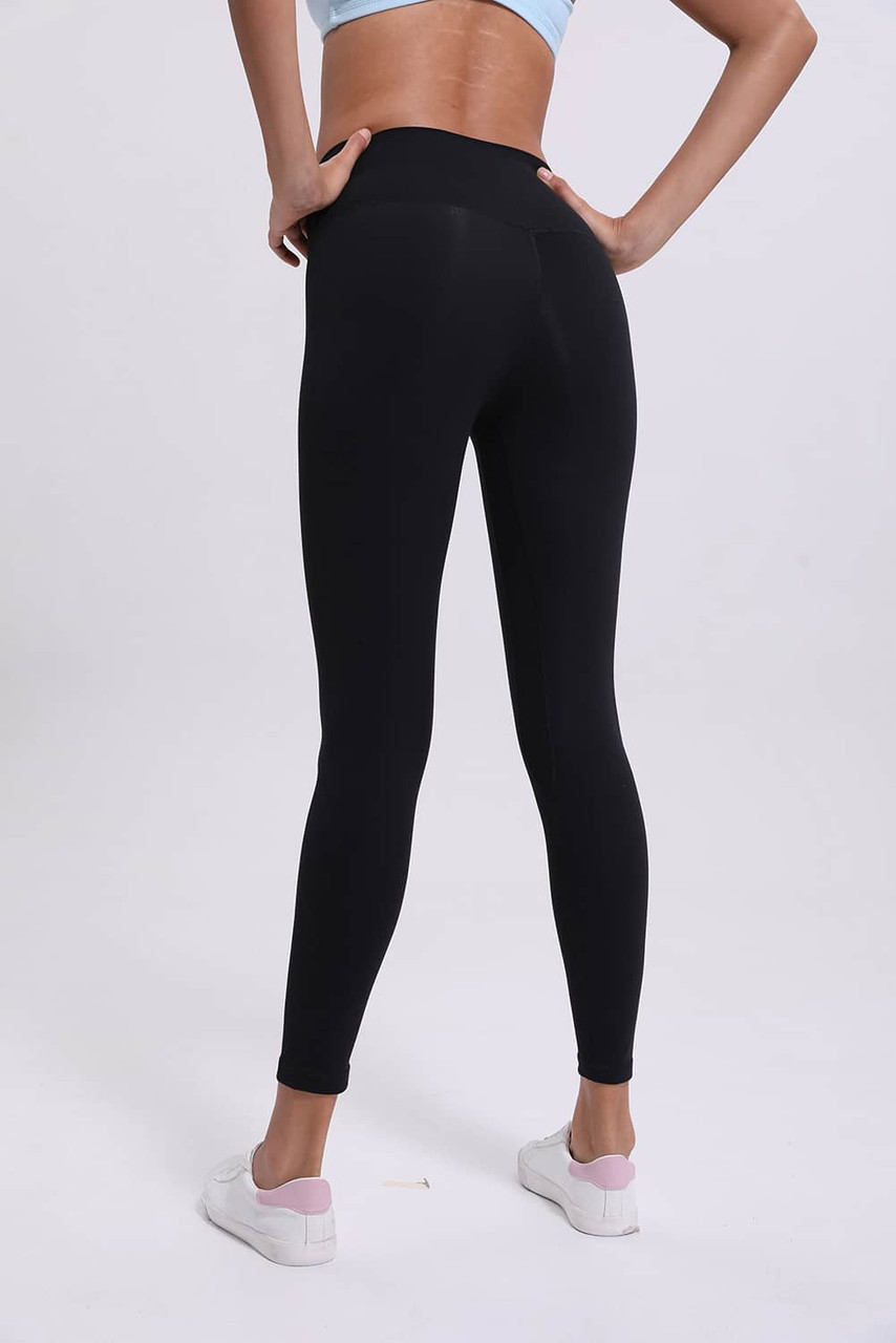 Black WOMAN Slim Fit Ankle Length Sports Leggings 2363463