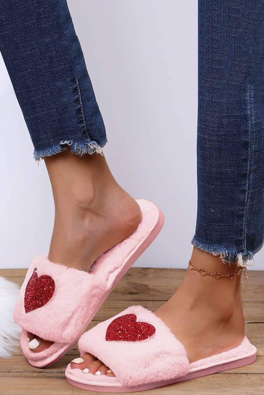 Pink Sequin Heart Shaped Slip On Plush Slippers Pink Sequin Heart Shaped Slip On Plush Slippers