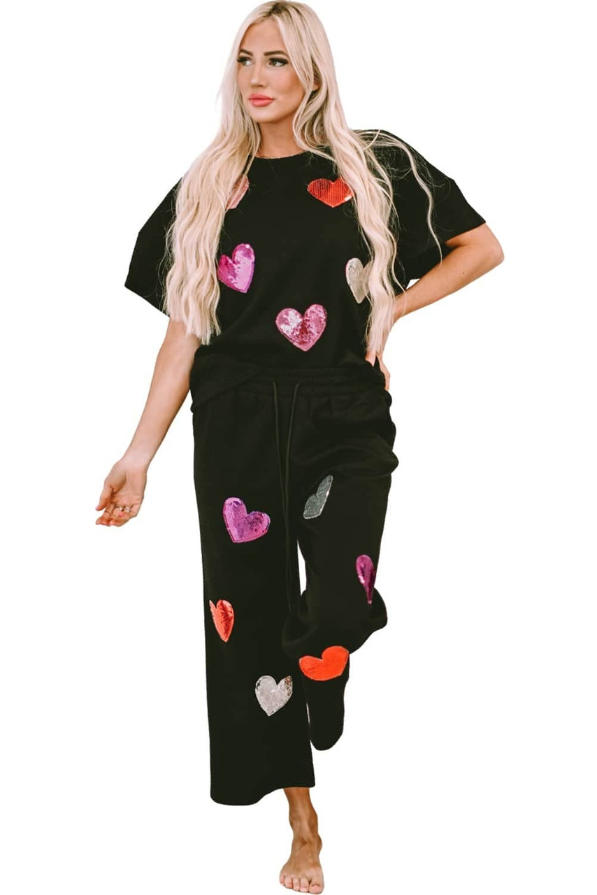 Black Sequin Heart Popping Graphic Textured 2pcs Outfit Black Sequin Heart Popping Graphic Textured 2pcs Outfit