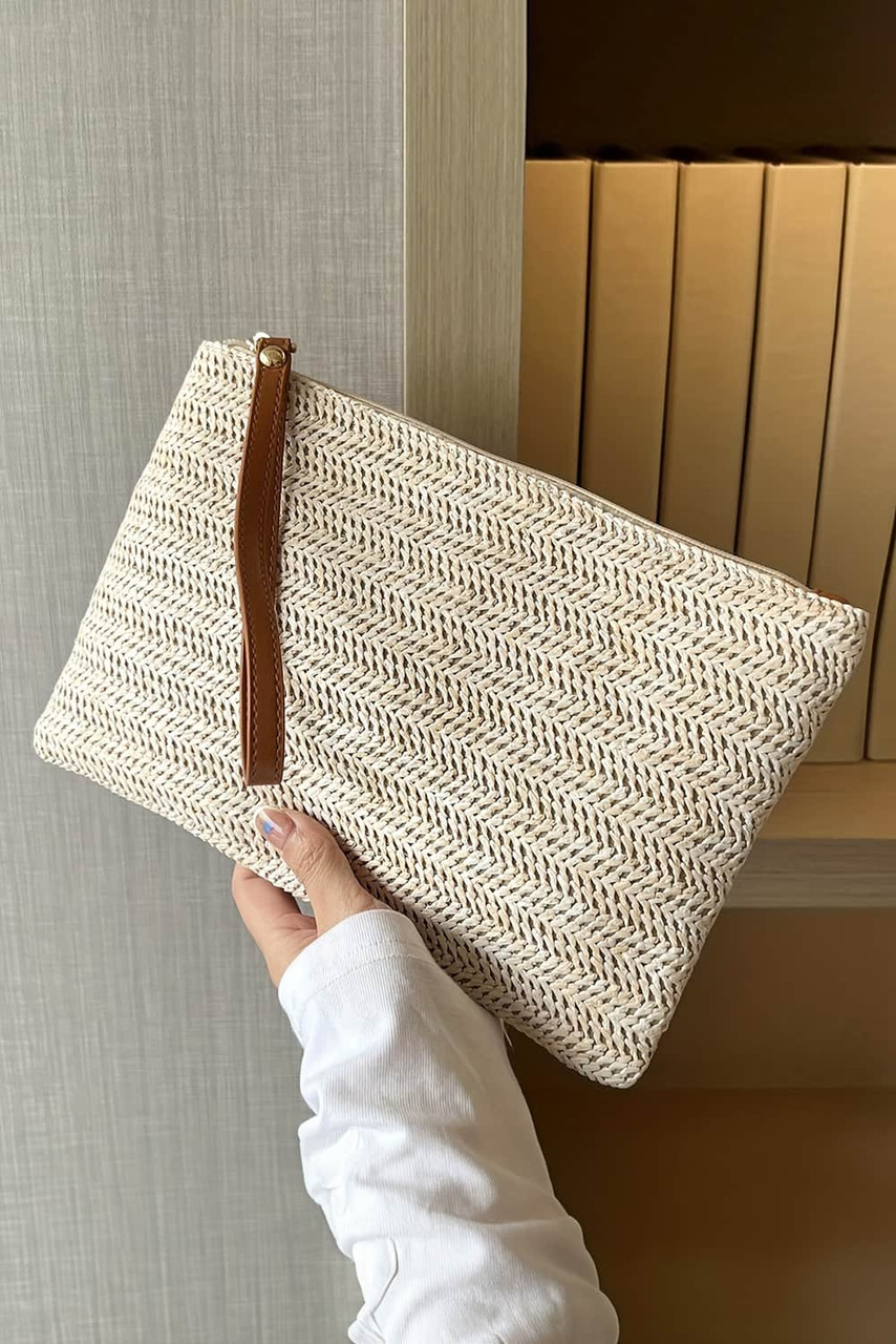 Oatmeal Straw Woven Wrist Strap Zipper Large Wallet