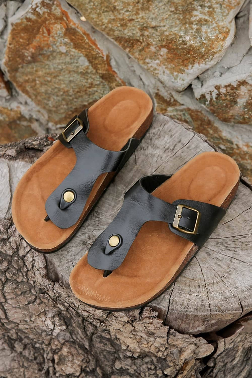 Black Vintage Buckle PU Leather Thong Slippers Black Vintage Buckle PU Leather Thong Slippers