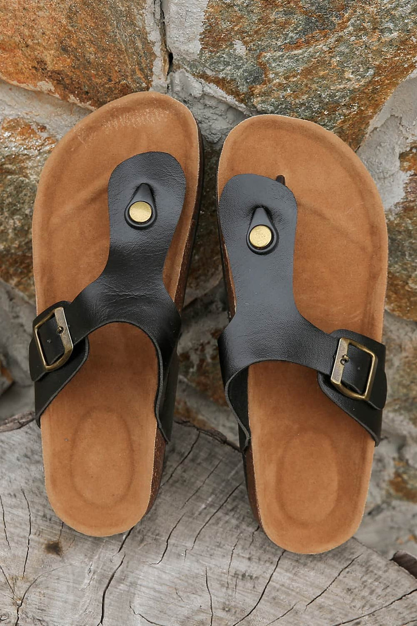 Black Vintage Buckle PU Leather Thong Slippers Black Vintage Buckle PU Leather Thong Slippers