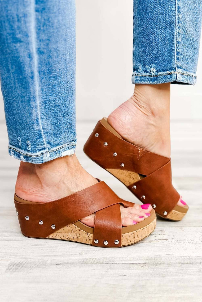 Chestnut Toe Ring Cross Cutout Studded Wedge Slippers Chestnut Toe Ring Cross Cutout Studded Wedge Slippers
