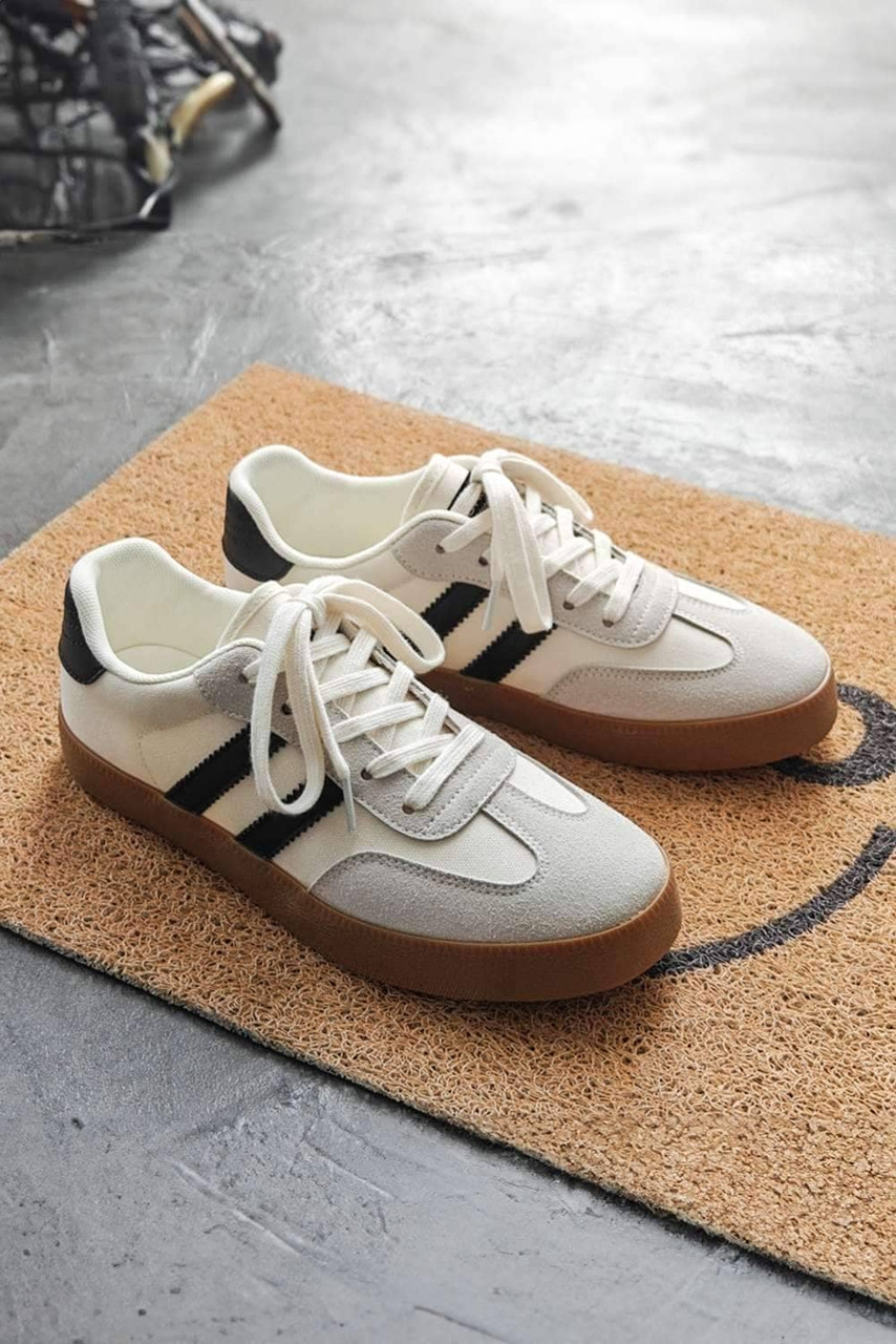 White Striped Lace-up Flat Sneakers White Striped Lace-up Flat Sneakers