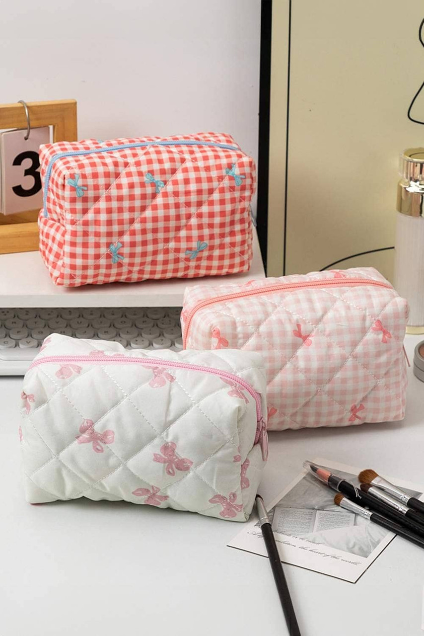 White Sweet Bow Knot Print Quilted Zipper Cosmetic Bag White Sweet Bow Knot Print Quilted Zipper Cosmetic Bag