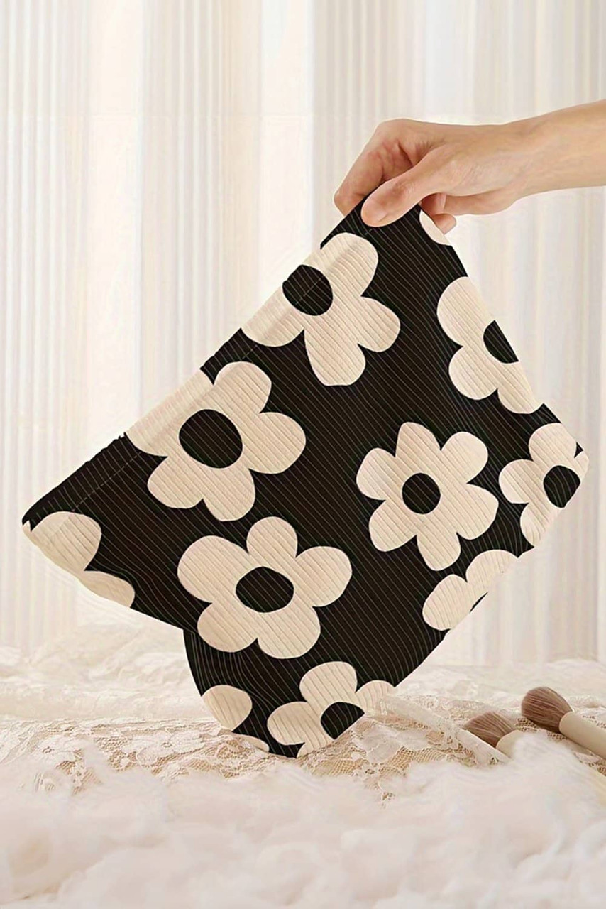 Black Colorful Flower Printed Rib Textured Cosmetic Bag Black Colorful Flower Printed Rib Textured Cosmetic Bag