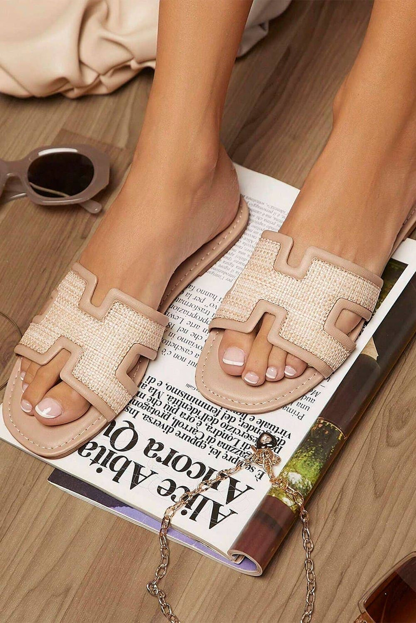White Faux Raffia Detail Hollowed Open Toe Slippers White Faux Raffia Detail Hollowed Open Toe Slippers