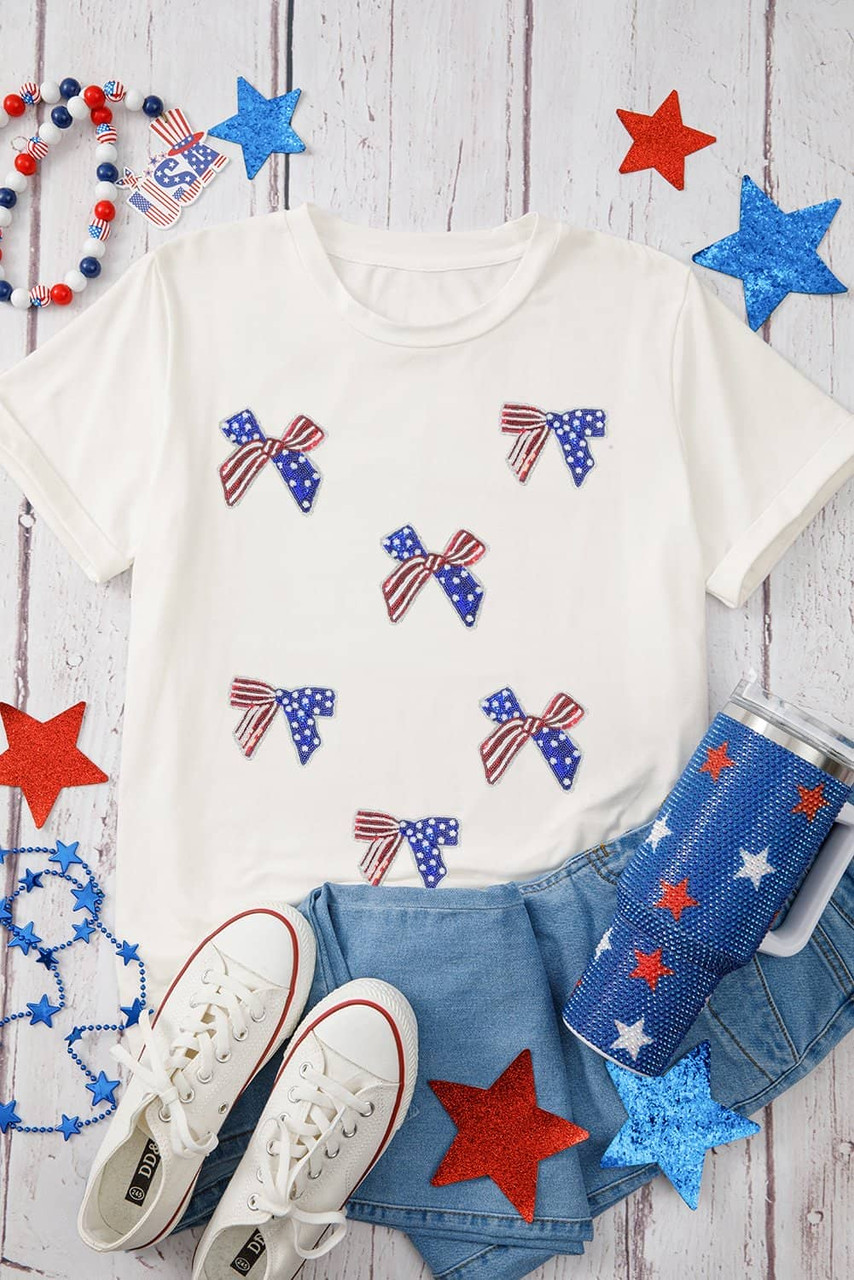 White Sequin Flag Bow Pattern Crew Neck Patriotic Tee White Sequin Flag Bow Pattern Crew Neck Patriotic Tee
