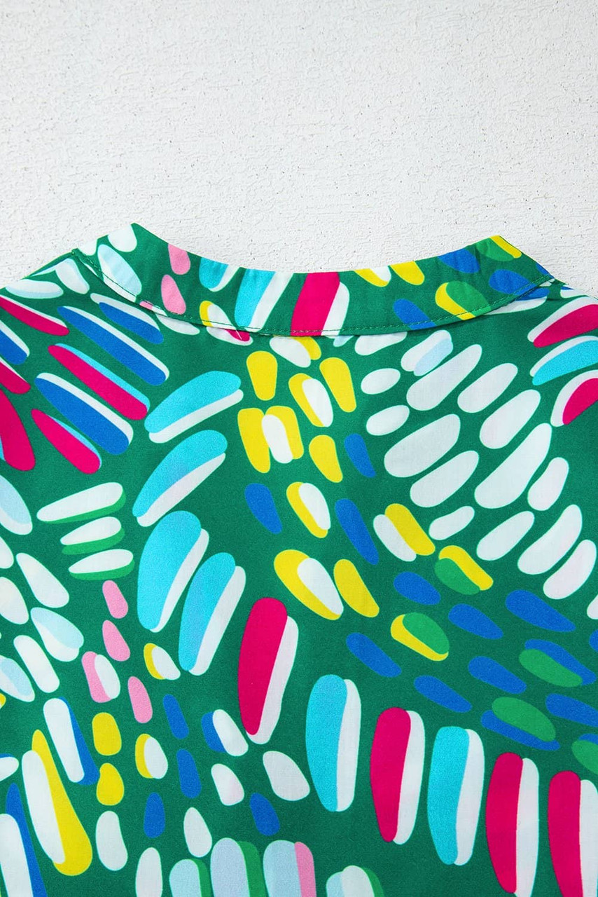 Green Brushwork Geometric Print Puff Sleeve Notched Neck Blouse Green Brushwork Geometric Print Puff Sleeve Notched Neck Blouse