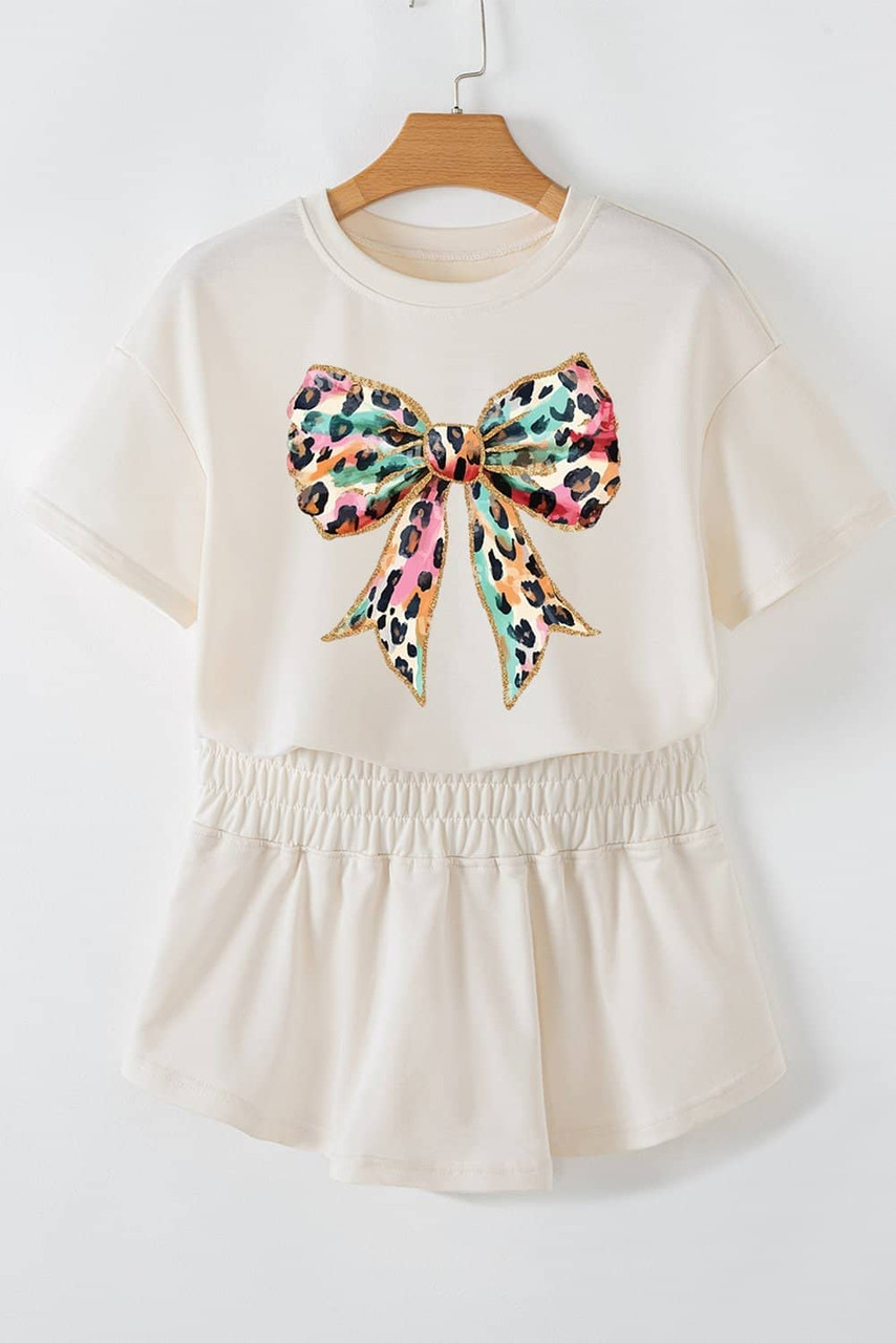 Beige Bold Leopard Bow Print Loose Tee and Skort 2pcs Set Beige Bold Leopard Bow Print Loose Tee and Skort 2pcs Set