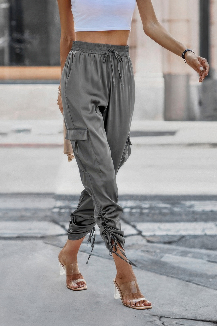 Solid Drawstring Hem Flap Pocket Side Stacked Pant Solid Drawstring Hem Flap Pocket Side Stacked Pant