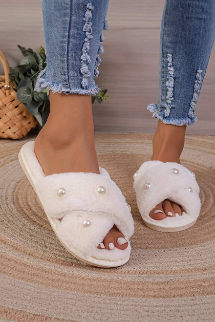 White Pearl Decor Criss Cross Plush Slippers White Pearl Decor Criss Cross Plush Slippers
