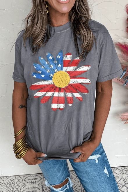 Gray Flag Pattern Sunflower Graphic Crew Neck Tee