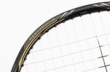 MIZUNO FORTIUS 10 4UG6 MADE IN JAPAN - FREE GRIP - Badminton