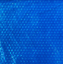 15' x 30' Oval Premium Blue Solar Pool Blanket thumbnail 1
