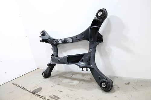 2019 - 2022 LEXUS RX350 REAR SUBFRAME UNDERCARRIAGE CROSSMEMBER CRADLE OEM used OEM rear subframe and crossmember