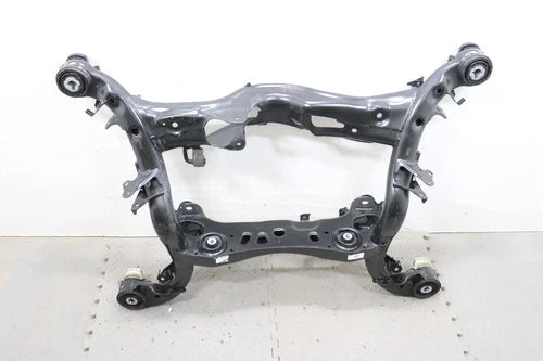 2018 - 2025 AUDI Q5 REAR SUSPENSION SUBFRAME CROSSMEMBER MOUNT BRACKET OEM used OEM subframe bracket and support