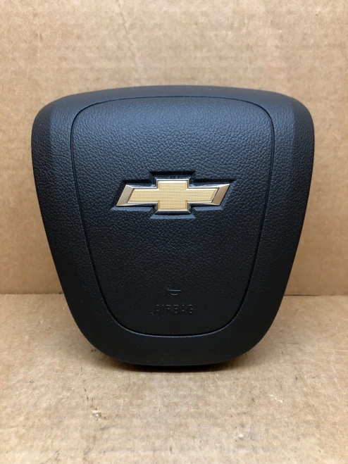 2013-2019 Chevrolet Trax Driver Steering Wheel Used OEM Airbag