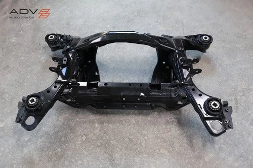 2016 - 2020 VOLVO XC90 FWD REAR SUBFRAME SUB FRAME CROSSMEMBER CROSS MEMBER OEM used OEM rear subframe and crossmember