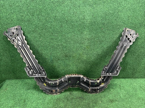 ? 2009-2017 Infiniti FX50 FX35 FX37 QX70 Rear Subframe Crossmember Bracket OEM used OEM subframe bracket and support