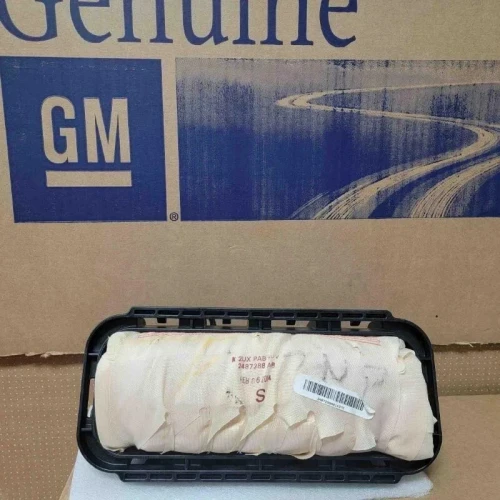 2015-2020 GMC Yukon Passenger Dash 84637845 Used OEM Airbag