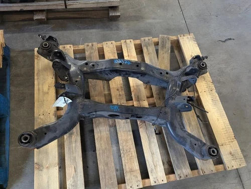 2003-2007 Nissan Murano REAR FWD Subframe Crossmember Automatic 3.5L OEM used OEM rear subframe and crossmember