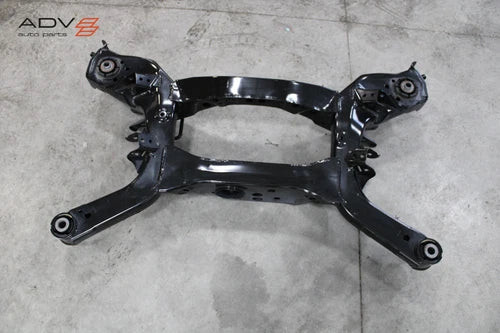 2022 - 2024 MITSUBISHI OUTLANDER FWD REAR SUBFRAME CROSSMEMBER CROSS MEMBER OEM used OEM rear subframe and crossmember