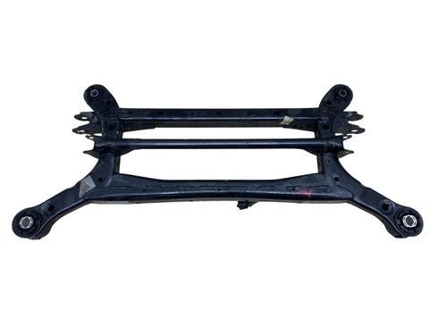 2022 CHRYSLER PACIFICA OEM *300F* 3.6L REAR SUSPENSION SUBFRAME SUPPORT RAIL used OEM subframe bracket and support
