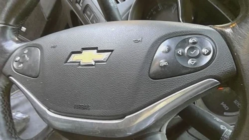 2019-2020 Chevrolet Impala Driver Airbag 84400939 Black Used OEM Airbag