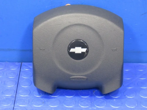 2005-2006 Chevrolet Equinox Driver Steering Wheel Black Used OEM Airbag