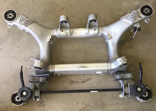 2018-2020 BMW M550I 4.4L REAR SUSPENSION CROSSMEMBER SUBFRAME OEM used OEM rear subframe and crossmember