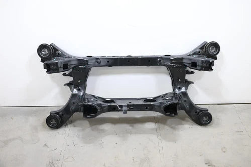 2024 - 2025 HYUNDAI SANTA FE REAR UNDERCARRIAGE SUBFRAME CROSSMEMBER CRADLE OEM used OEM rear subframe and crossmember