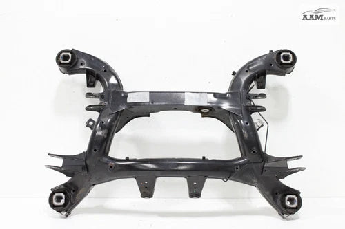 2014-2018 BMW X5 XDRIVE F15 AWD REAR SUSPENSION SUBFRAME CROSSMEMBER CRADLE OEM used OEM rear subframe and crossmember