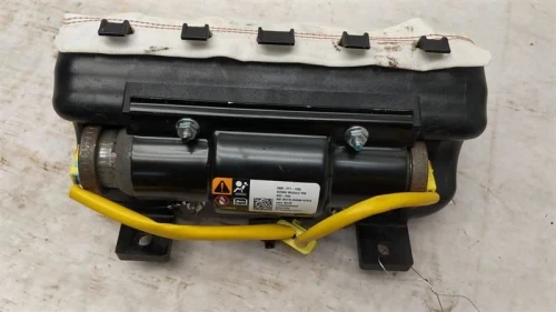 2017-2020 Chevrolet Trax Passenger Dash Used OEM Airbag