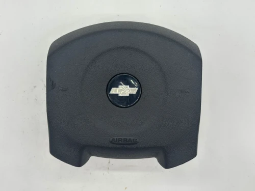 2001-2005 Chevrolet Equinox Driver Steering Wheel 1014781 Used OEM Airbag