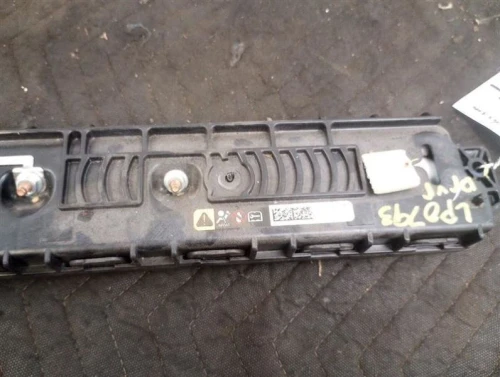 2018-2020 Chevrolet Trax Driver Knee Used OEM Airbag