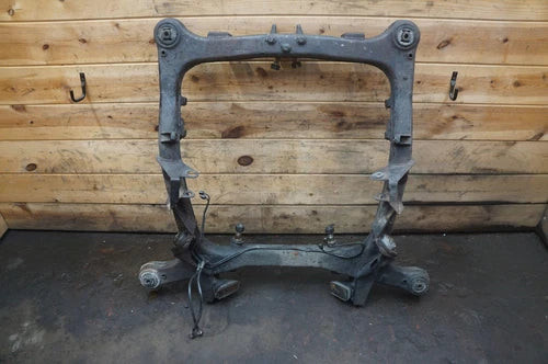 Rear Suspension Subframe Cradle Crossmember OEM Rolls Royce Silver Shadow 1973 used OEM rear subframe and crossmember