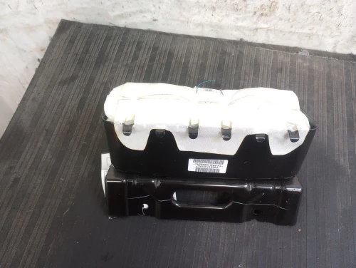 RAM Pickup Passenger Dash 05057495AC Used OEM Airbag