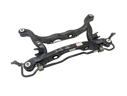 19-22 MERCEDES A220 V177 W177 4MATIC SEDAN REAR SUBFRAME CROSSMEMBER OEM used OEM rear subframe and crossmember
