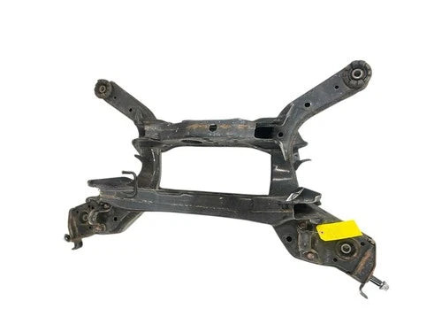 2022 2023 2024 MITSUBISHI OUTLANDER REAR SUBFRAME UNDERCARRIAGE CROSSMEBER OEM used OEM rear subframe and crossmember