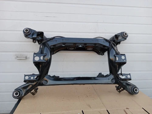 2001 2002 2003 2004 2005 2006 LEXUS LS430 REAR CROSSMEMBER SUBFRAME CRADLE used OEM rear subframe and crossmember